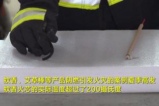 科尔：此前有不少中锋搭档过追梦 我们尝试很多场才确定TJD+追梦